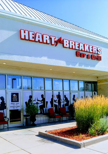Heartbreakers Bar &Grill
